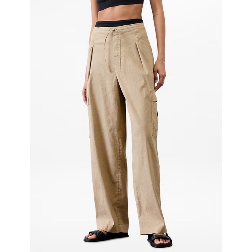 Athleta Paradise Straight Leg Cargo Pants L Khaki Tan Linen Blend NWT Women Flax